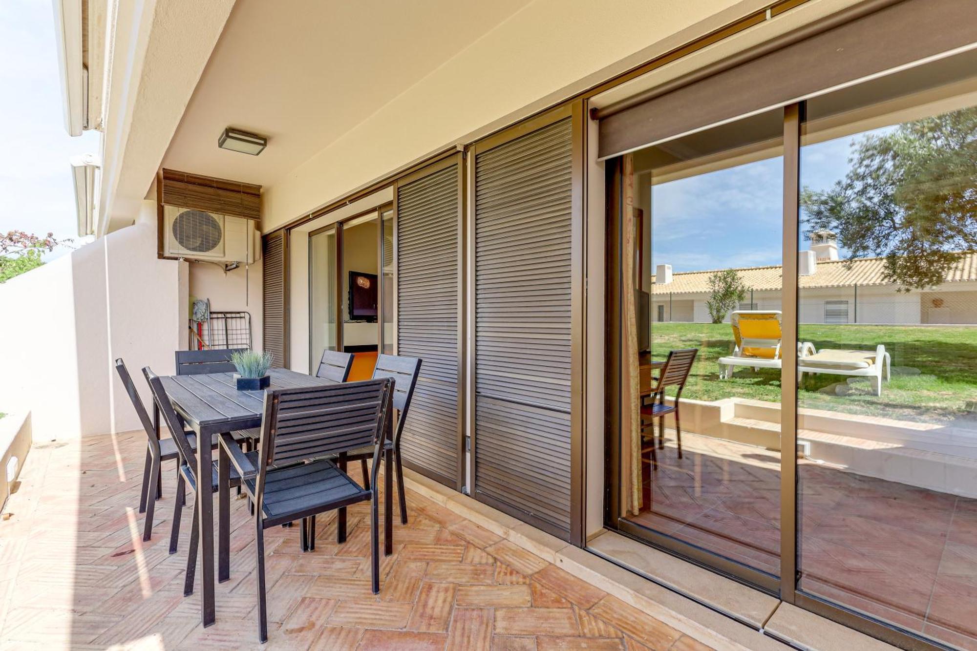Apartment With 2 Bedrooms, 2M To The Beach Armação de Pêra Exteriér fotografie