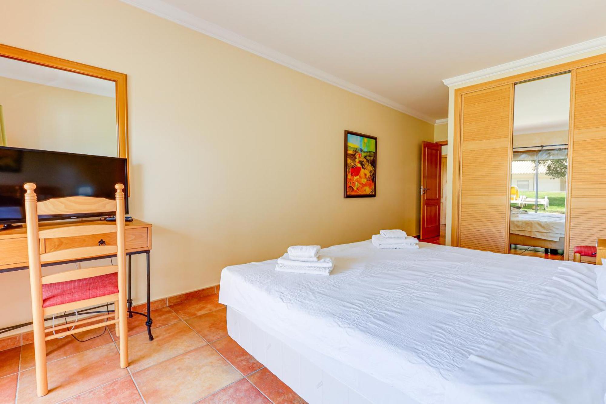 Apartment With 2 Bedrooms, 2M To The Beach Armação de Pêra Exteriér fotografie